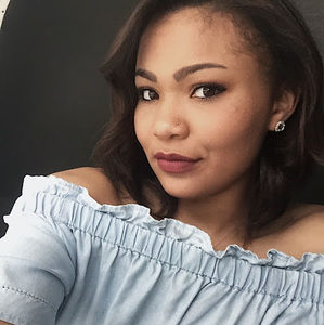 Meet your Posher, Zoe